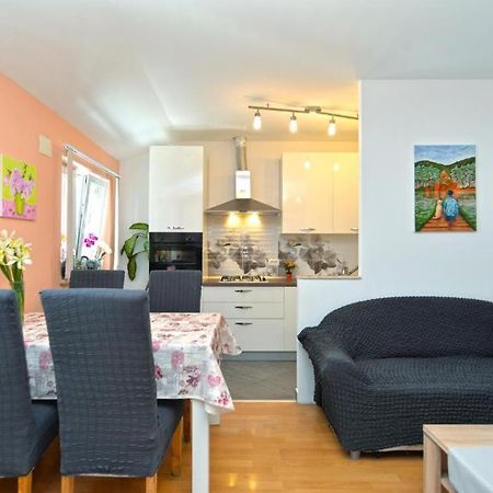 Apartman Eda Pula Dış mekan fotoğraf