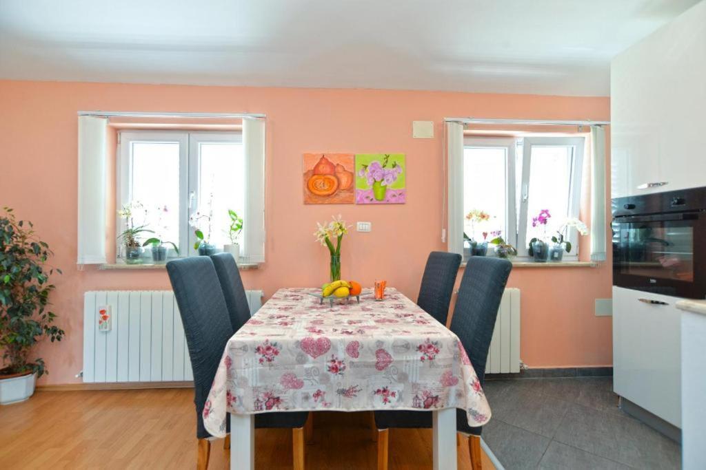 Apartman Eda Pula Dış mekan fotoğraf